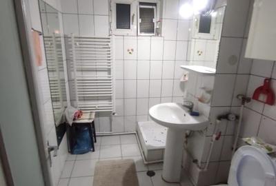 Inchiriez apartament 2 camere - 3