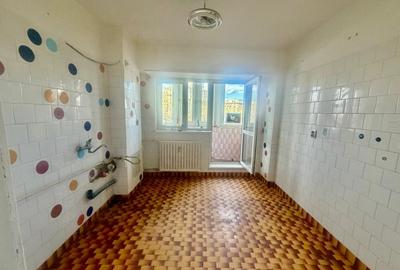 Apartament cu 4 camere decomandat în 13 Septembrie - 3
