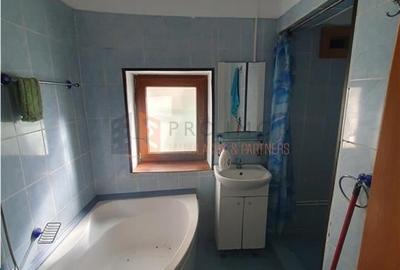 EXCLUSIVITATE! Casa cu teren si garaj in cartierul Mihai Viteazu - 13