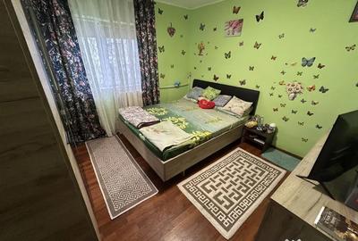 Apartament cu 2 camere decomandat, mobilat în Dacia