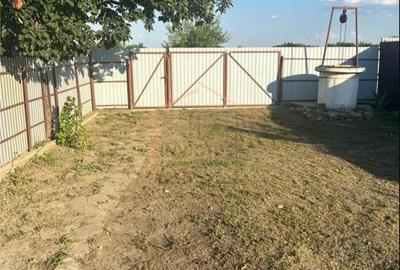 Casă cu 3 camere cu Teren 1723 Mp în Bogza - 4