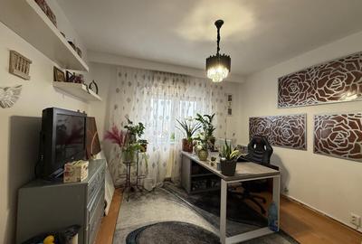 Apartament cu 4 camere semidecomandat, mobilat în Mihai Bravu - 15