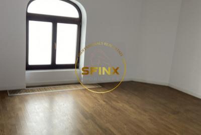 Casă individuală cu 10 camere cu Canalizare în Magheru - 15