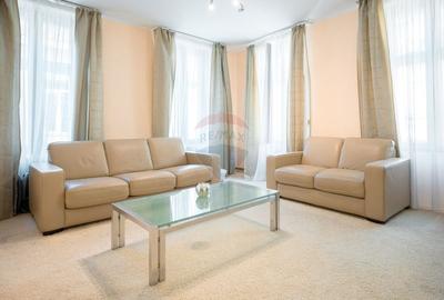 Apartament cu 2 camere de vanzare pe Michael Weiss in Centrul Istoric - 1
