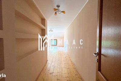Casă cu 4 camere cu Canalizare în Trei Stejari - 2