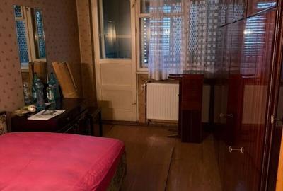 Drumul Taberei Favorit Metrou Mall Afi Cotroceni bloc tip OD  etaj parter cu bal - 2