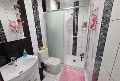 Garsoniera de inchiriat zona Piata Romana - 2