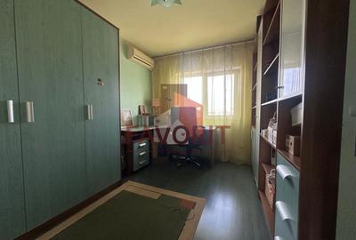 Apartament cu 3 camere decomandat, mobilat în Bucovina - 11