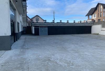 Spațiu comercial, de 300 mp, în Central - 13