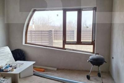 Casă cu 4 camere în Coșteiu - 6