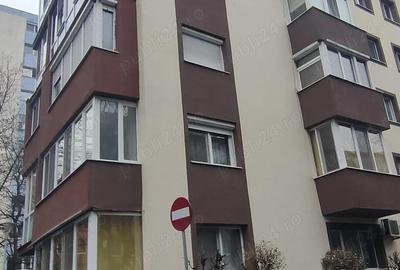 Apartament cu 3 camere semidecomandat în Dacia - 2