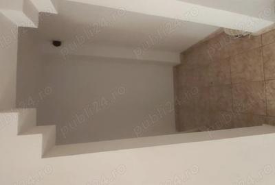 De vanzare apartament 4 camere, decomandat, zona Autogara, etaj 3. - 15
