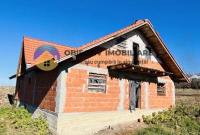 CASA la rosu comuna STEFAN CEL MARE - 1