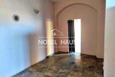 Spatiu comercial si teren intravilan 500 mp, Barlad, str Republicii - 7