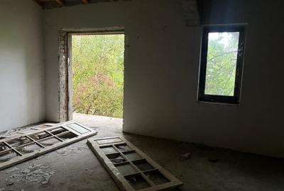 OPORTUNITATE ! Ultracentral casa individuala cu teren mare in proprietate ! - 4
