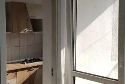 Garsonieră semidecomandată în Basarabia