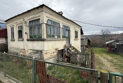 Casă cu 4 camere în Coșești - 6