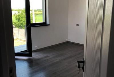Casă cu 4 camere în Bran - 3