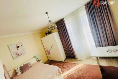 Apartament cu 3 camere semidecomandat în Central - 3