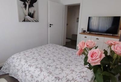 Apartament cu 4 camere decomandat în Central - 1