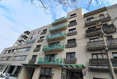 Apartament cu 2 camere semidecomandat în Decebal