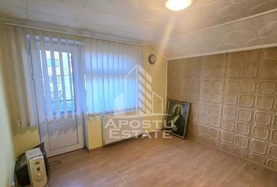 Casă cu 4 camere cu Teren 480 Mp în Mehala