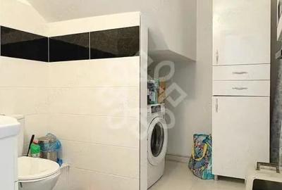 Casă cu Canalizare în Central - 19