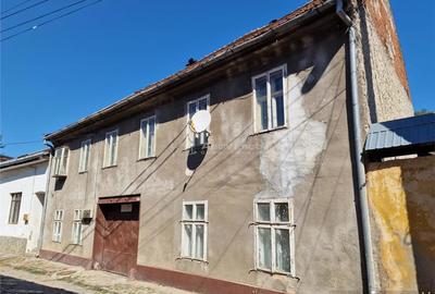 Casă cu 10 camere cu Teren 270 Mp în Oravița - 3