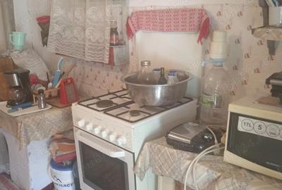 Casă cu 3 camere cu Teren 1328 Mp în Smirna - 7