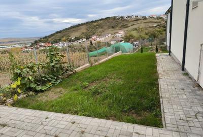 Casă cu 4 camere în Dezmir - 1