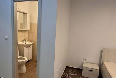 Apartament cu 3 camere în Central - 3