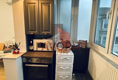 Apartament cu 3 camere semidecomandat, mobilat în Bucovina - 9