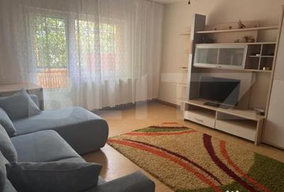 Apartament cu 3 camere decomandat, mobilat în Micro 16