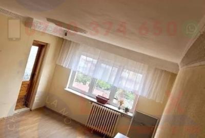 Apartament cu 3 camere decomandat în E3
