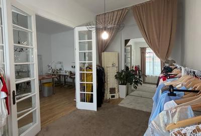 Apartament cu 2 camere semidecomandat, mobilat în Central