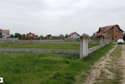 Teren de 543 mp, în Gepiu - 17