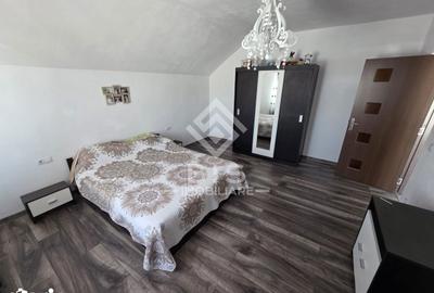 Casă cu 5 camere cu Teren 425 Mp în Unirea