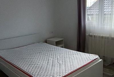 Casă cu 4 camere cu Teren 150 Mp în Central - 1