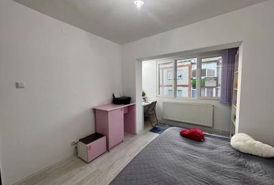 Apartament cu 3 camere decomandat, mobilat în Lipovei - 5