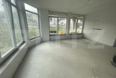 Casă cu 5 camere cu Teren 1000 Mp în Central - 16
