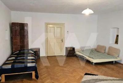 Casă cu 3 camere cu Canalizare în Central - 8