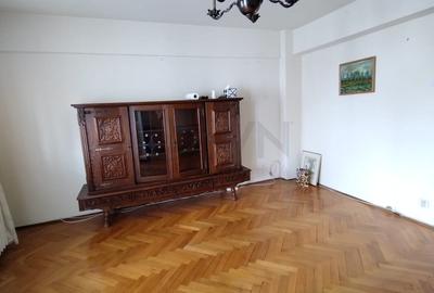 Apartament cu 3 camere decomandat în Foișorul de Foc - 2