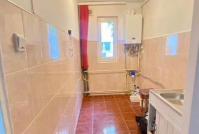 Garsoniera decomandat - zona Bartolomeu - 2