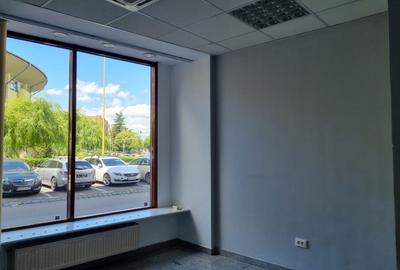 Spațiu comercial, de 45 mp, în Florilor - 8