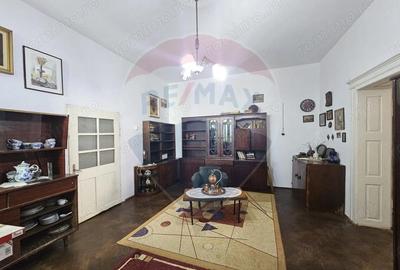 Casă cu 3 camere cu Teren 650 Mp în Central - 4