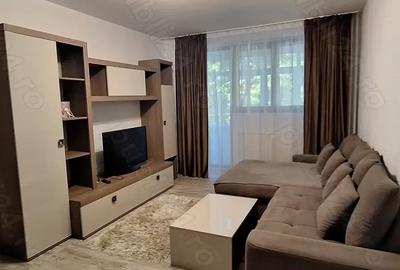 Inchiriez apt 3 camere cu loc de parcare - C-tin Brancoveanu - 1