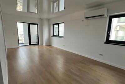 Apartament cu 3 camere decomandat în Nicolina - 14