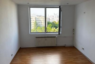 Apartament cu 4 camere semidecomandat în Berceni - 14