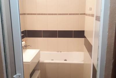 Apartament cu 3 camere decomandat în Mazepa 1 - 3