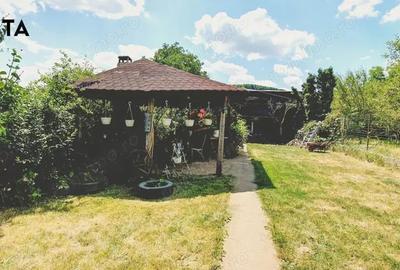 Casă cu 5 camere cu Teren 733 Mp în Luna - 14